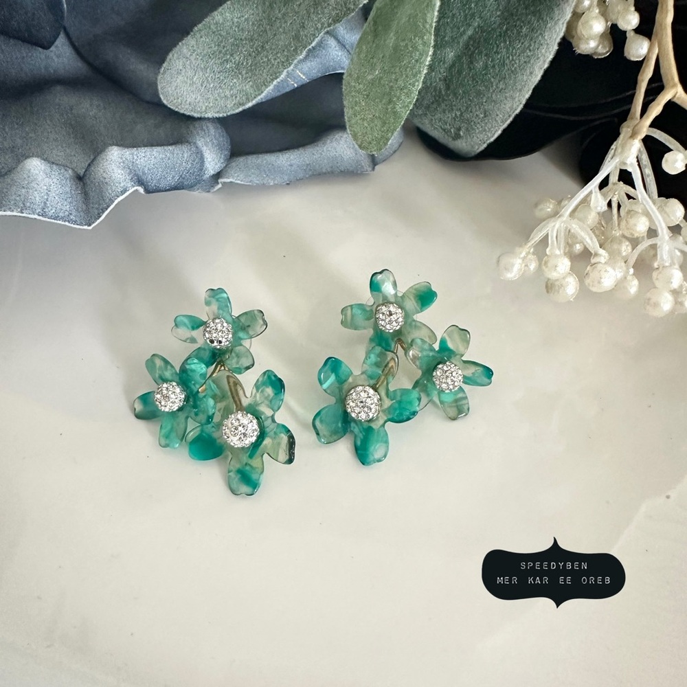 Lele Sadoughi Garden Bouquet Earrings Green